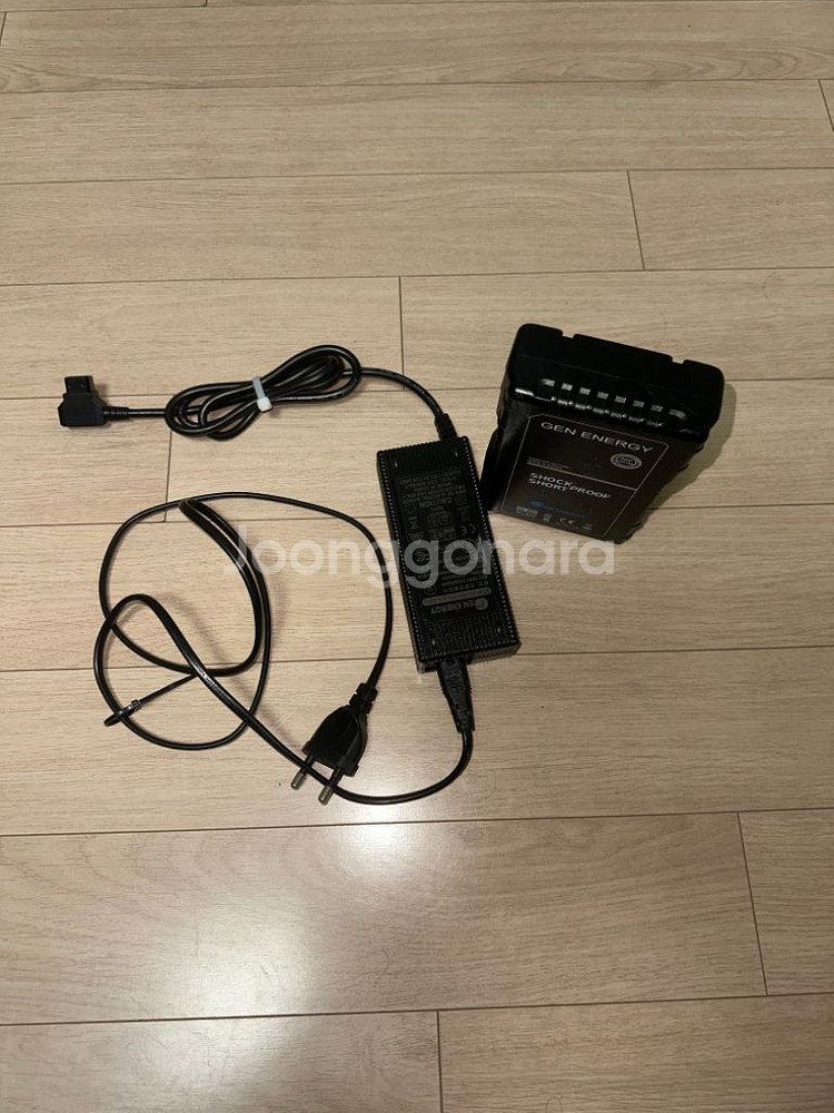 젠에너지 gb100 98w v마운트 배터리--5