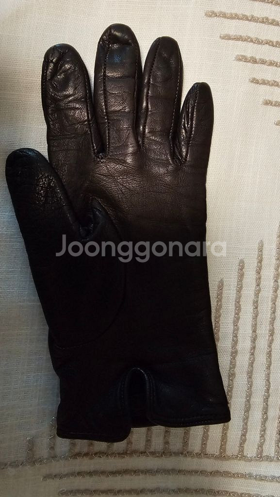 프라다 여성가죽장갑 7사이즈--6