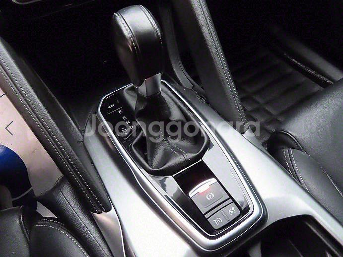 @20년식 더 뉴QM6 2.0 LPe LE 전국최저가--9