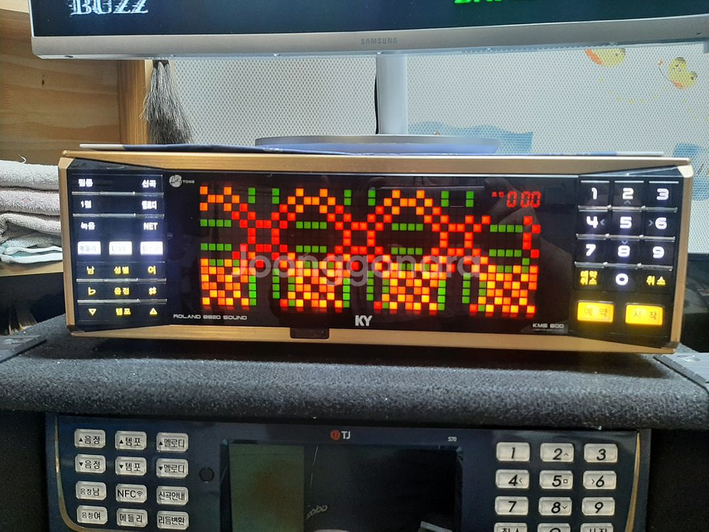 금영600 노래방 반주기 로랜드8820--2