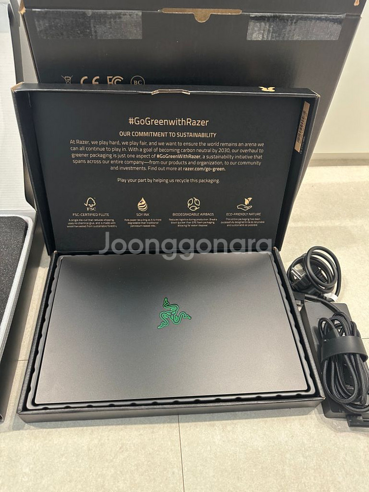 레이저블레이드15 13gen 4070QHD 팝니다(쿨러--2