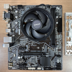 라이젠 PRO 4350G+기가바이트 A520M-S2H