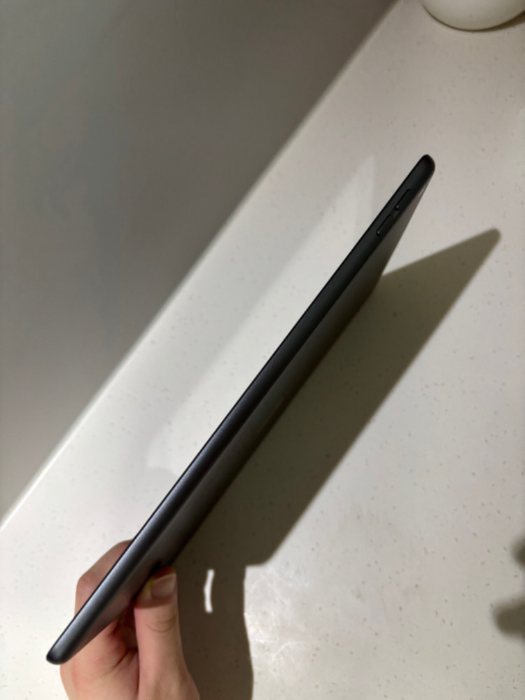 아이패드 9세대 wifi 64g 스페이스그레이--2