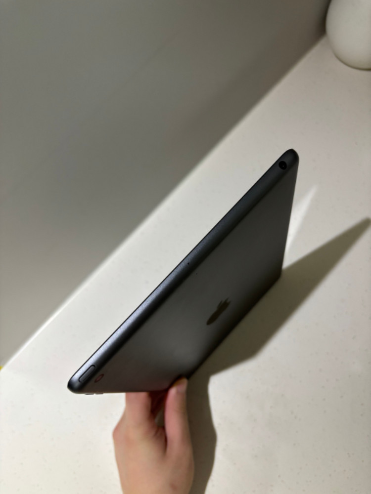 아이패드 9세대 wifi 64g 스페이스그레이--1