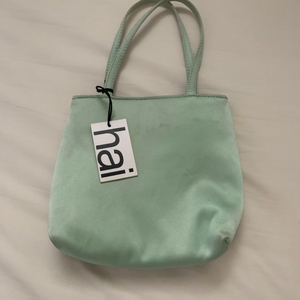 홈오브하이 HAI LITTLE SILK BAG LIGH