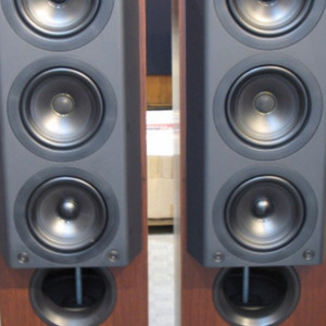 KEF105-3 스피커