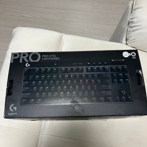 로지텍 pro x tkl lightspeed. 팜