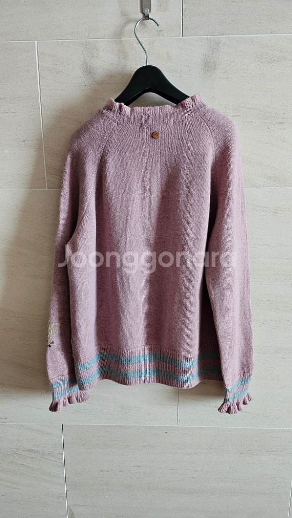 (정품) 써스데이아일랜드 자수 니트--6