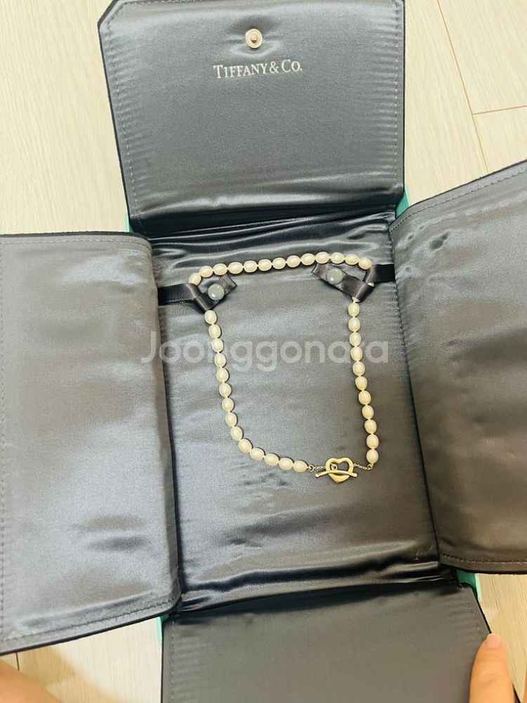 티파니앤코 진주목걸이--1