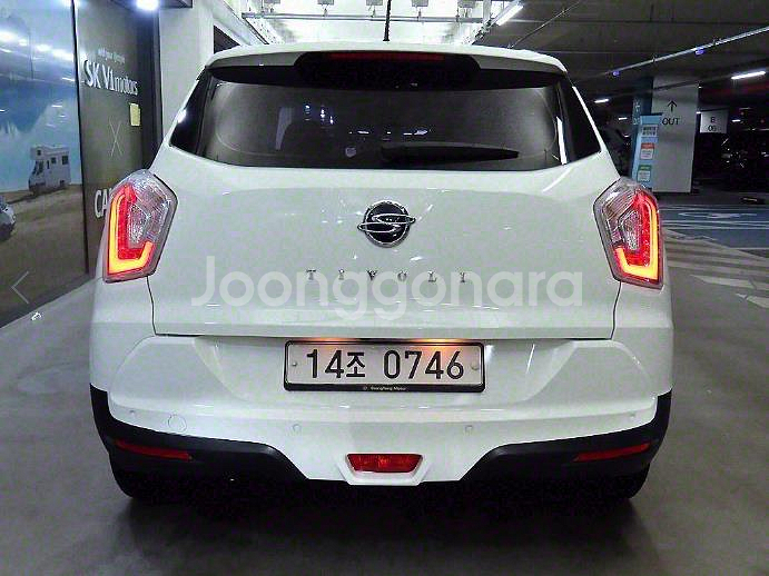 @16년식 티볼리 가솔린 2WD VX 전국최저가격--4