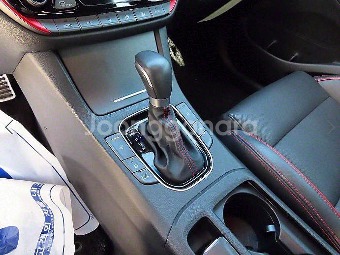 @17년식 i30 PD 1.6 터보 스포츠 프리미엄--9