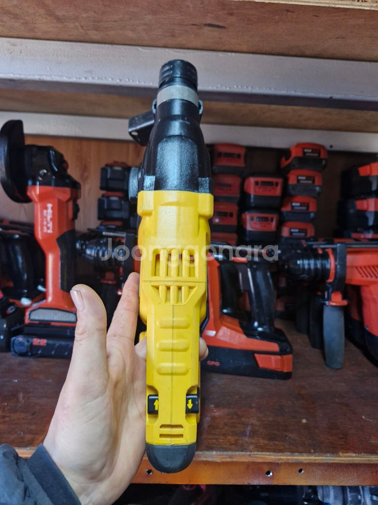 디월트충전함마드릴DCH133 P1.A+++급.앙카드릴.--5
