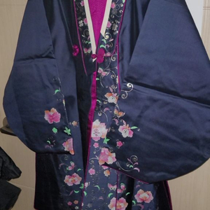 여성 두루마기 키 163전후 판매합니다