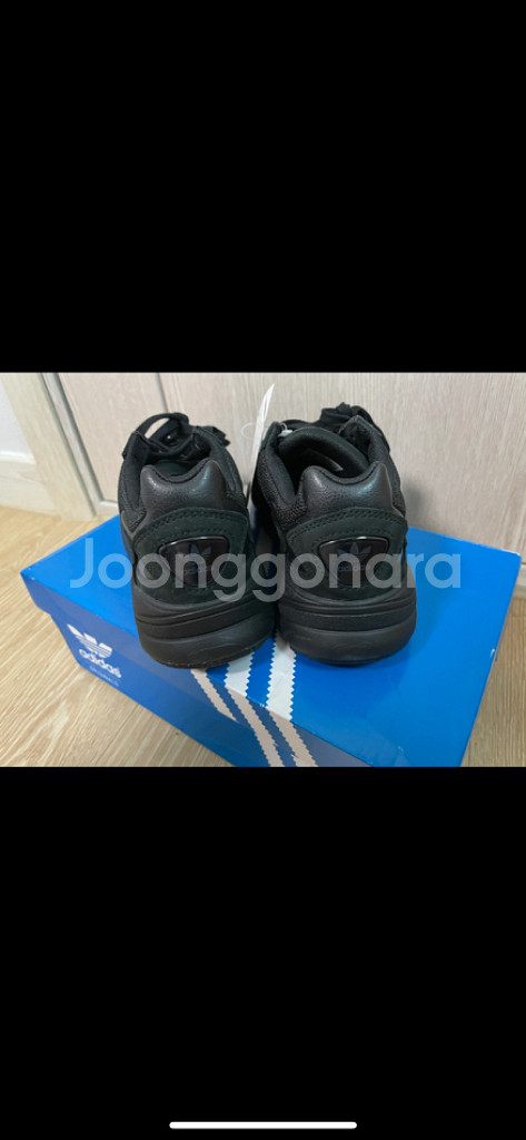 아디다스 팔콘 올블랙 220 새상품--4
