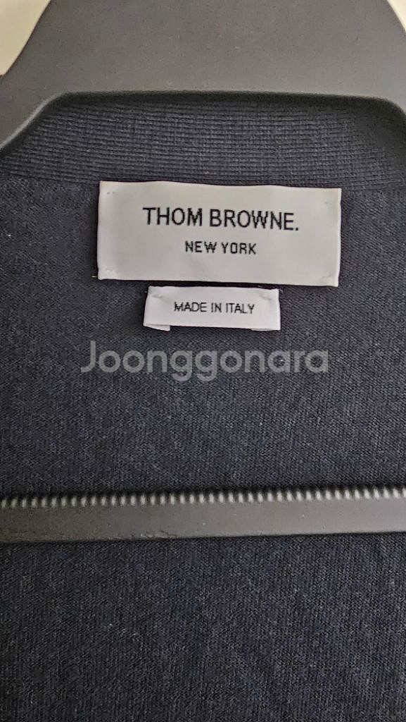 톰브라운 서스테이너블 4바 가디건 5사이즈 팝니다--1