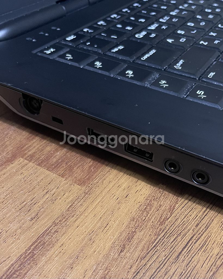 델 에일리언웨어15 노트북--4