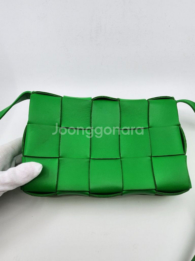 보테가 카세트백--2