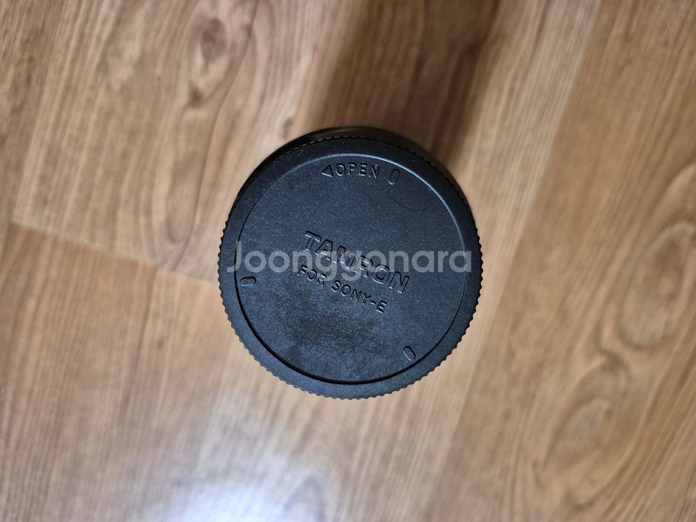 보증기간 많이 남은 소니FE 탐론28-300 팝니다--8