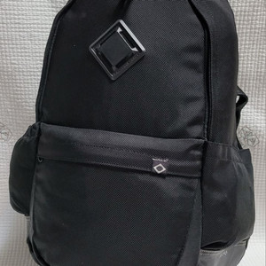 브라운브레스 BLC N390 GRAVITY 노트북백팩