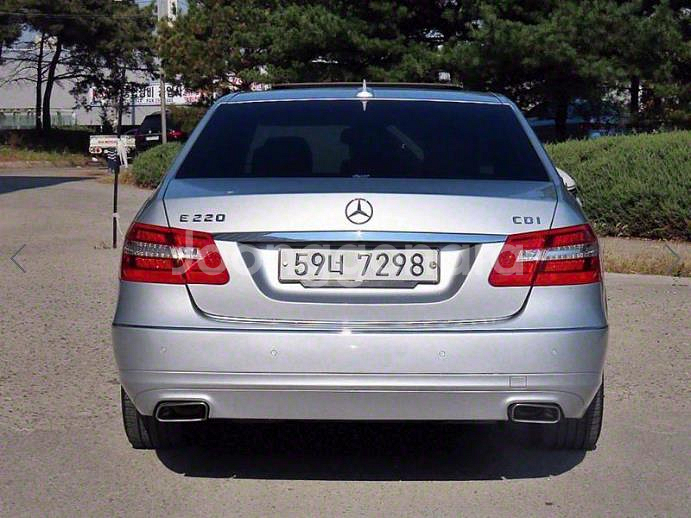 @13년식 E클래스(4세대) E220 CDI 아방가르--3