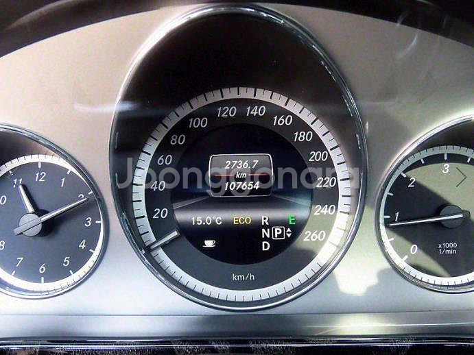 @13년식 E클래스(4세대) E220 CDI 아방가르--8