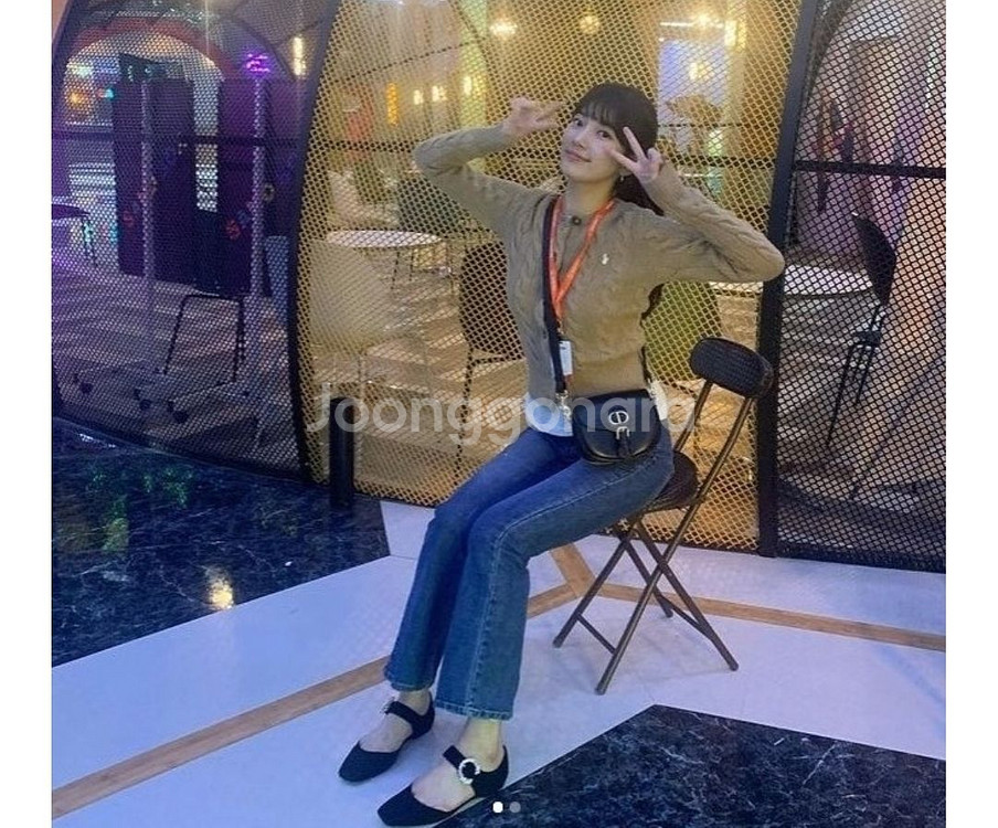 지미추 수지 신발 보석 플랫 39사이즈(250)--3