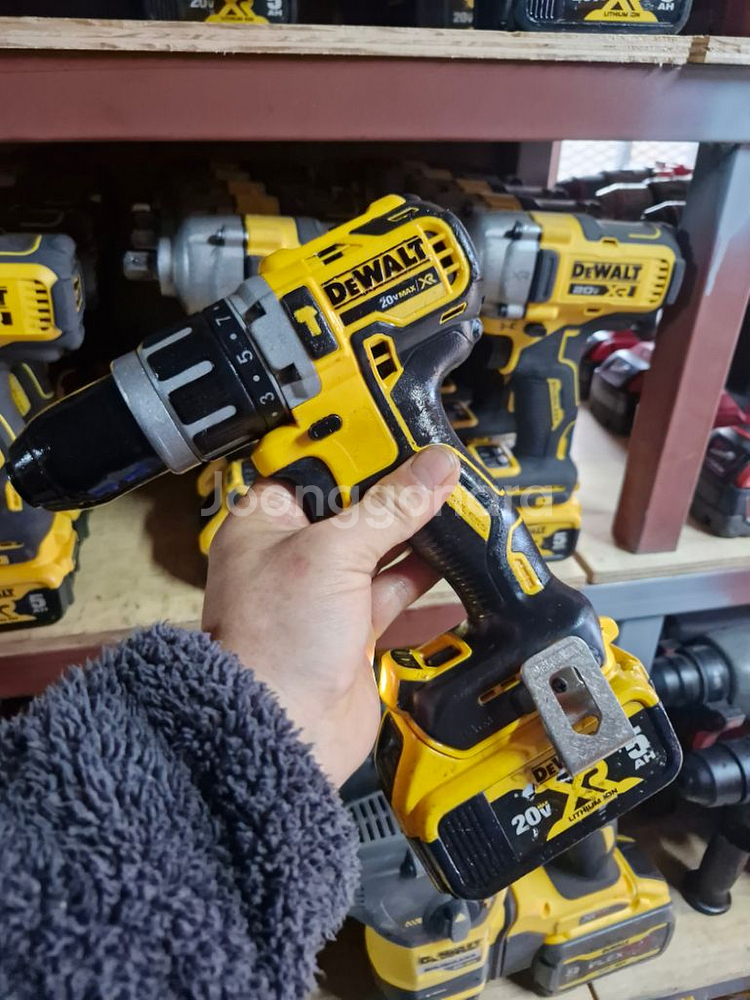 디월트충전함마드릴DCD796 배터리포함 A-1번--7