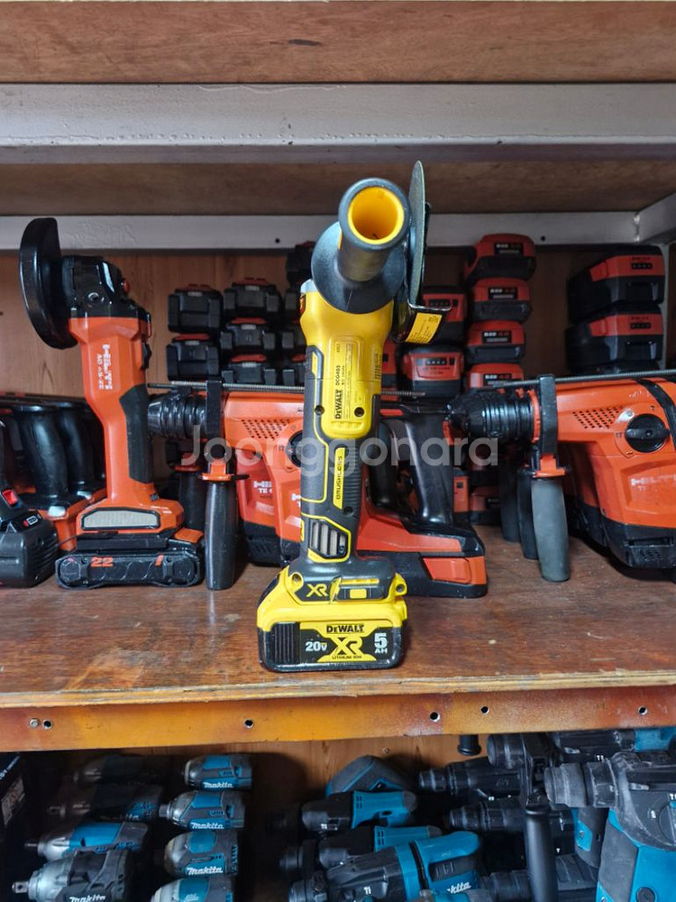 디월트충전그라인더DCG405배터리포함.최상급--3