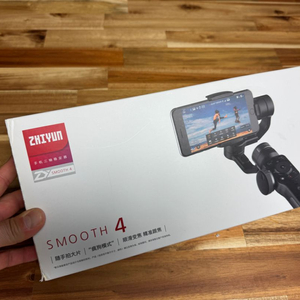 짐벌 Zhiyun Smooth 4 짐벌 휴대폰용