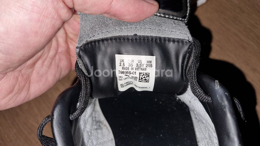 푸마 풋살화겸 데일리 운동화--5