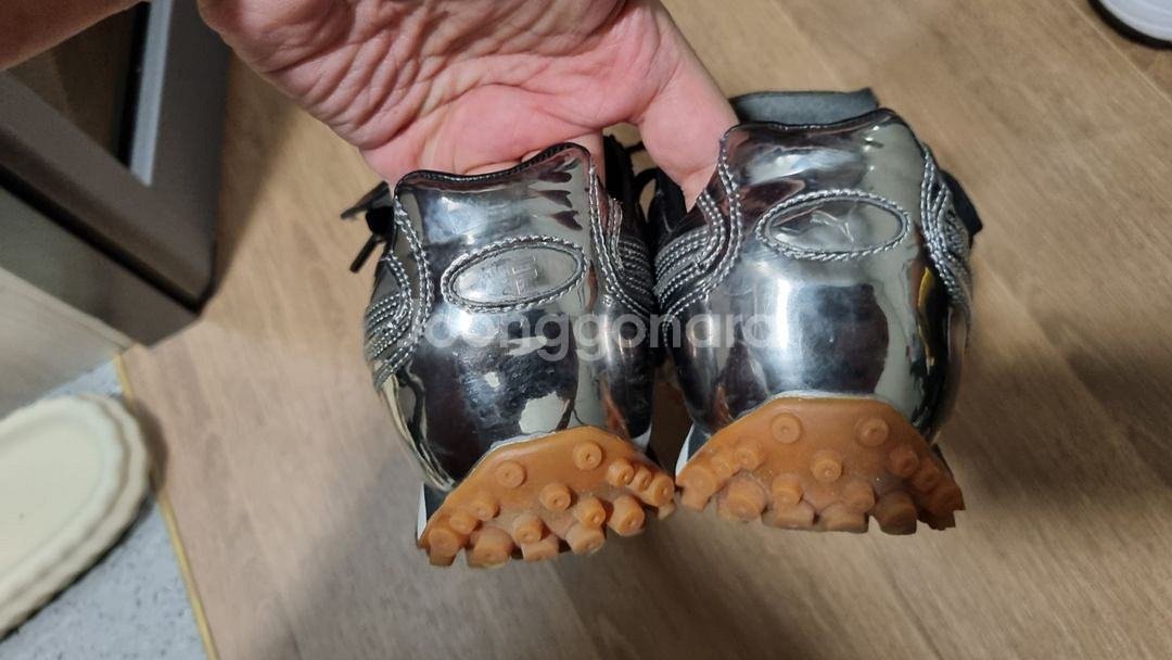 푸마 풋살화겸 데일리 운동화--2