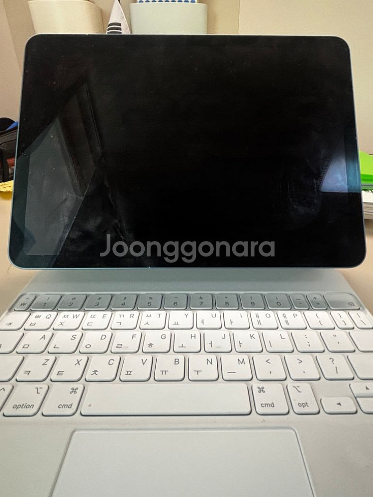 아이패드 에어5 블루 64gb (매직키보드 포함)--1