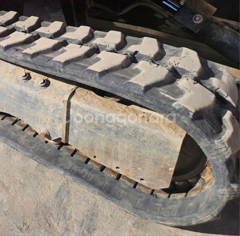 구보다 U35 집게장착 2022년식 중고 미니 굴삭기--5