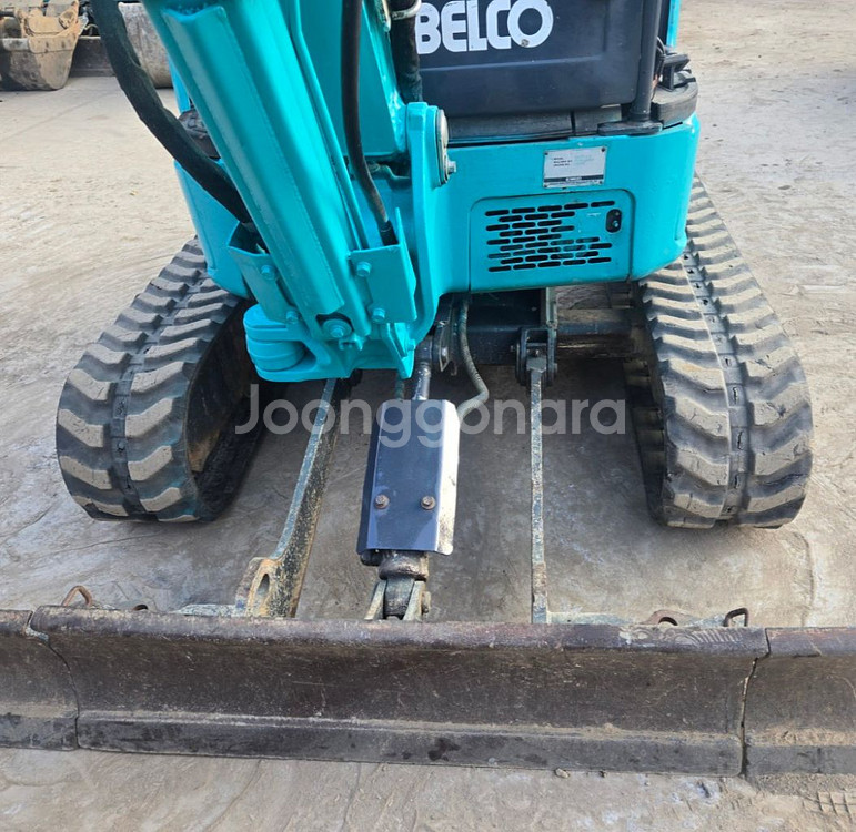 코벨코 SK17 집게장착 2021년식 중고미니굴삭기--3