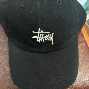 stussy cap black