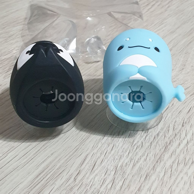 (미사용)펭귄 고래 실리콘 칫솔꽂이--1