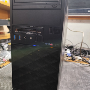 게임용 컴퓨터 본체 팝니다