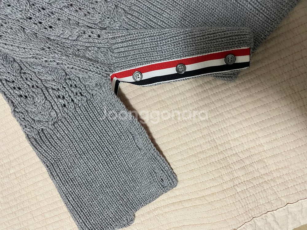 [인보이스 있음] 톰브라운 정품 여성 울 가디건 그레이--1