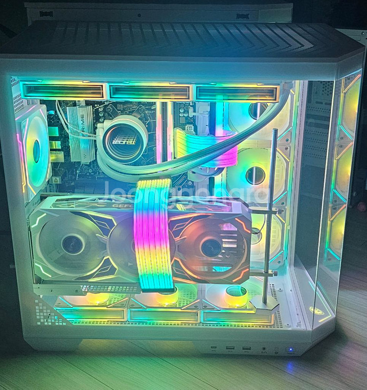 라이젠7 7800X3D RTX4080S 슈퍼 감성--0