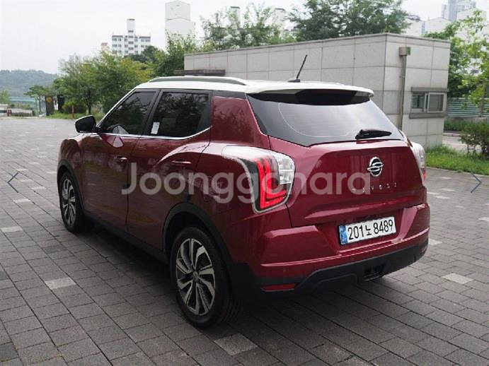 @21년식 베리 뉴 티볼리 1.5 가솔린 2WD V3--3