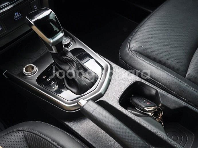 @21년식 베리 뉴 티볼리 1.5 가솔린 2WD V3--5