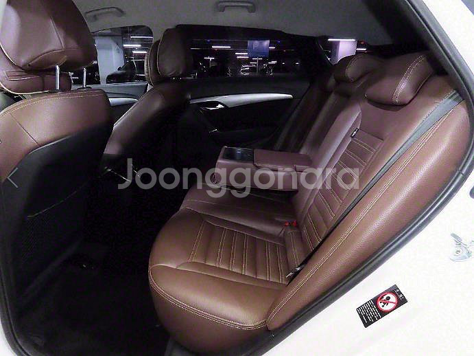@15년식 더 뉴 i40 1.7 VGT 유니크 전국최--6