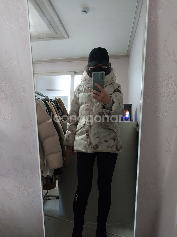 장미쉘 바스키아 패딩 90 size #몽클레어 루이비통--1