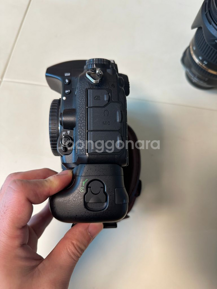 D750+세로그립 MB-D16 + 렌즈 팝니다--5