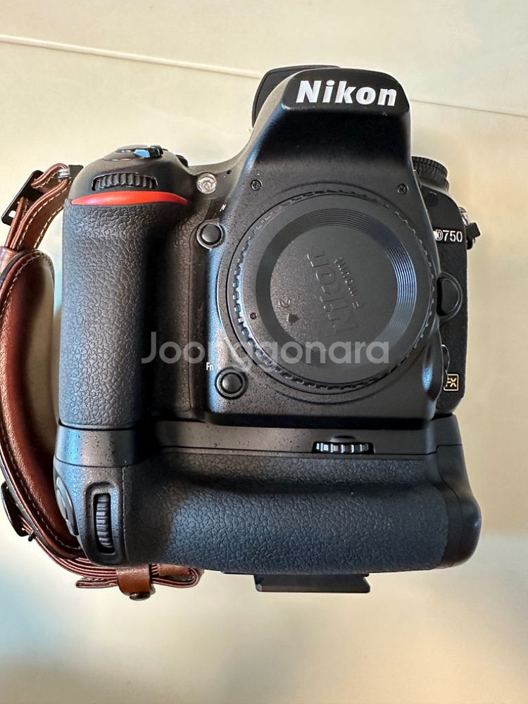 D750+세로그립 MB-D16 + 렌즈 팝니다--1
