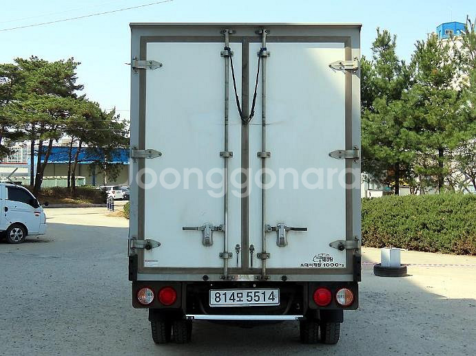 @16년식 봉고Ⅲ화물 하이내장탑차 1톤 전국최저가격--3