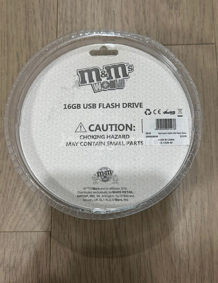 새상품) m&m 정품 16GB usb--1