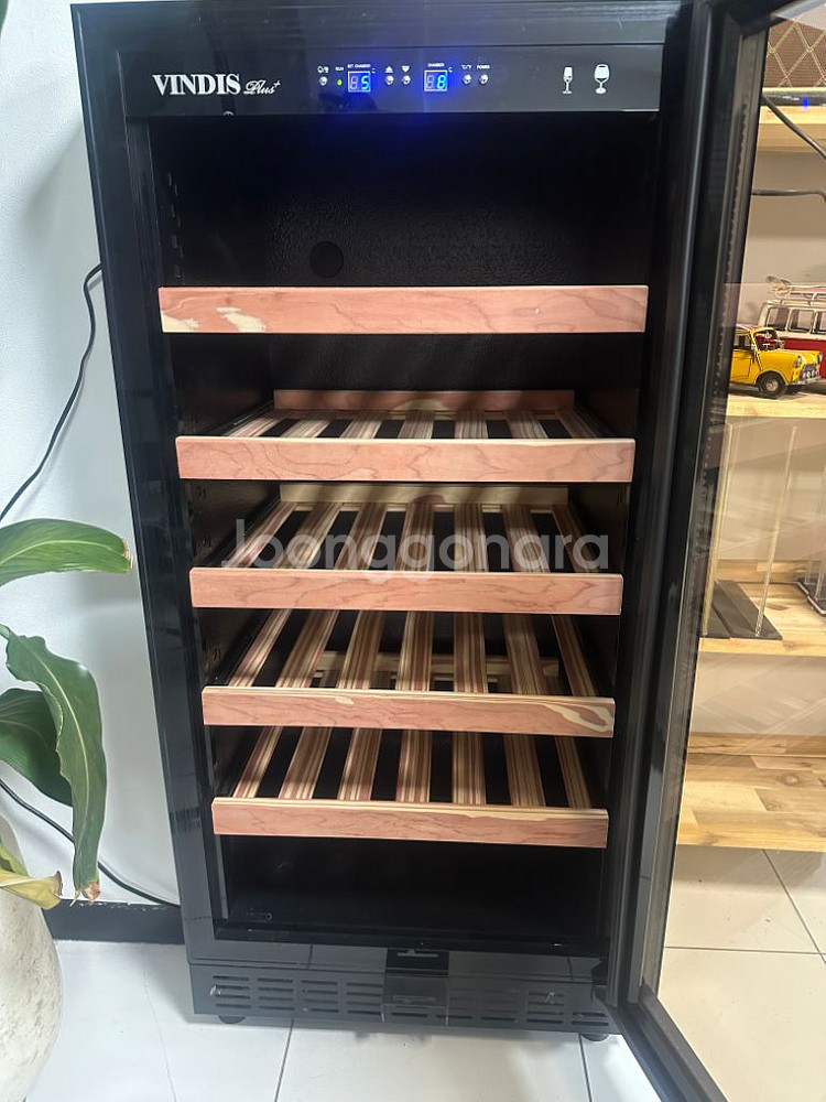 빈디스 와인 셀러 80본--2
