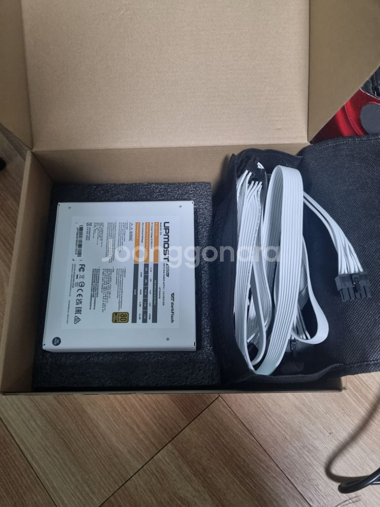 다크플래시 upmost 850w 풀 모듈러 팝니다--0