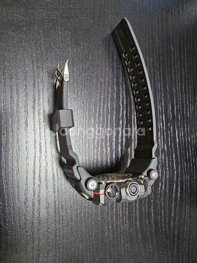 지샥 GW-9500-1DR 판매합니다.--4